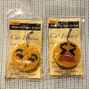 Emoji Car Freshies Pack of 2 in White Pumpkin Amber Scent